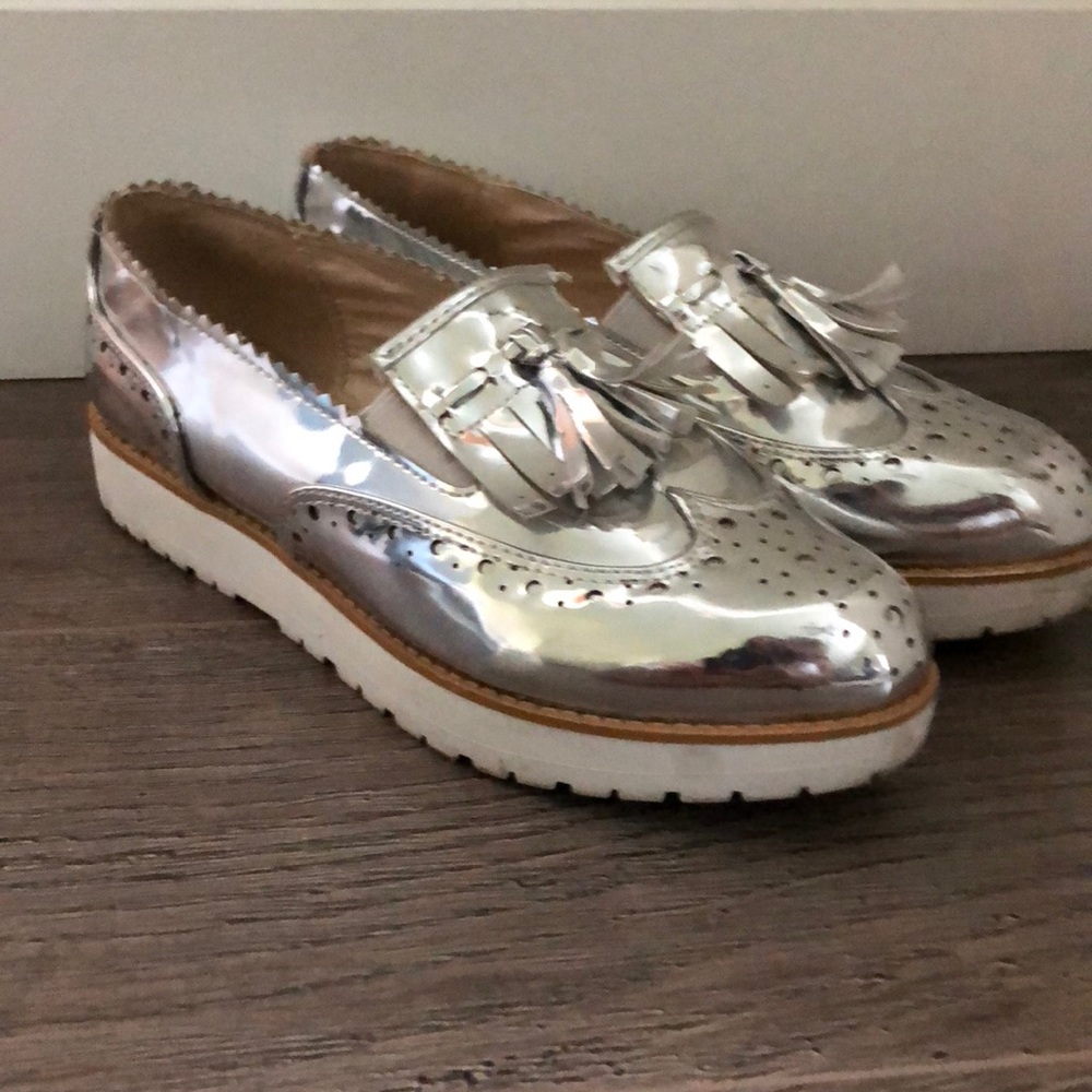 Metallic loafers
